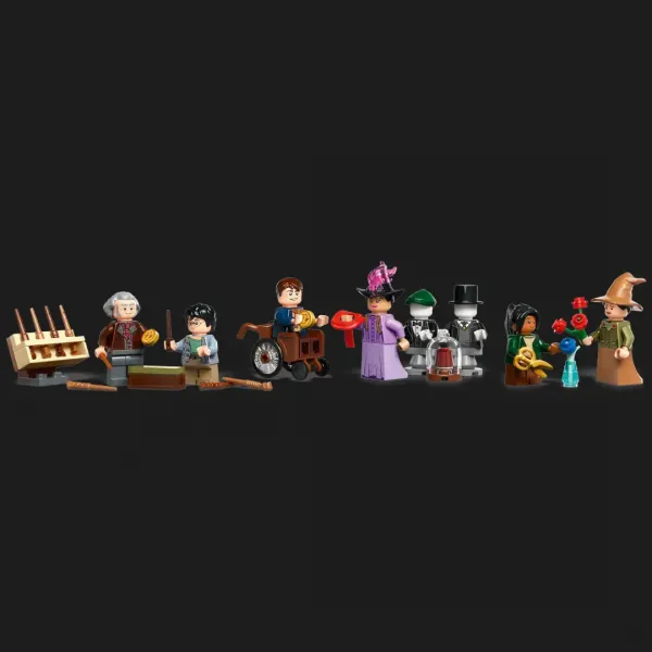 Конструктор LEGO Harry Potter Крамниці Олівандера й мантій від Мадам Малкін (76439)