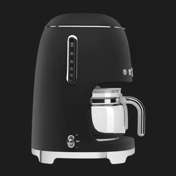 Кавоварка SMEG (Black Matte)