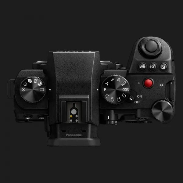 Цифровий фотоапарат Panasonic Lumix S DC-S5 II Body (DC-S5M2EE) (Standard)