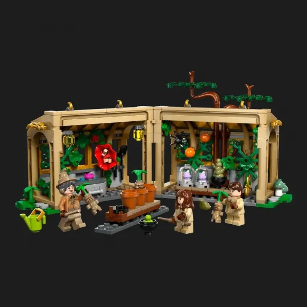 Конструктор LEGO Harry Potter Замок Гогвортс: урок гербології (76445)